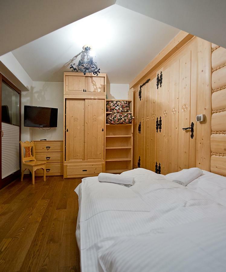 Szymoszkowa Residence Кошелско Екстериор снимка