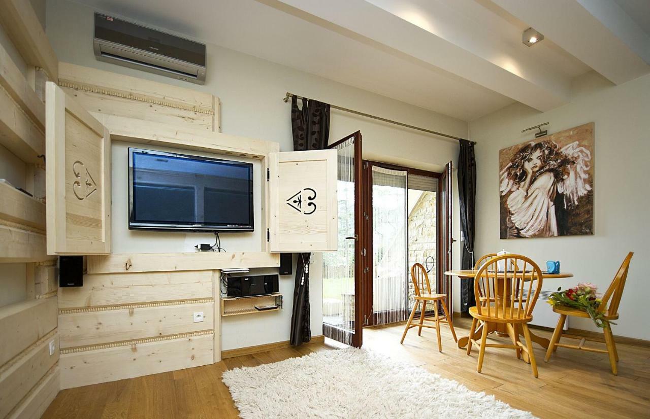 Szymoszkowa Residence Кошелско Екстериор снимка